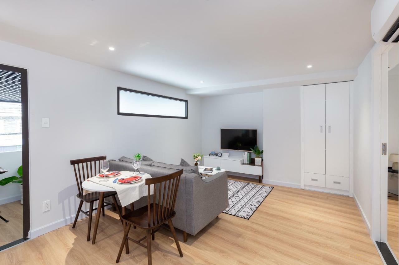 Cozrum Homes - Premier Residence Thành Pho Ho Chí Minh Esterno foto