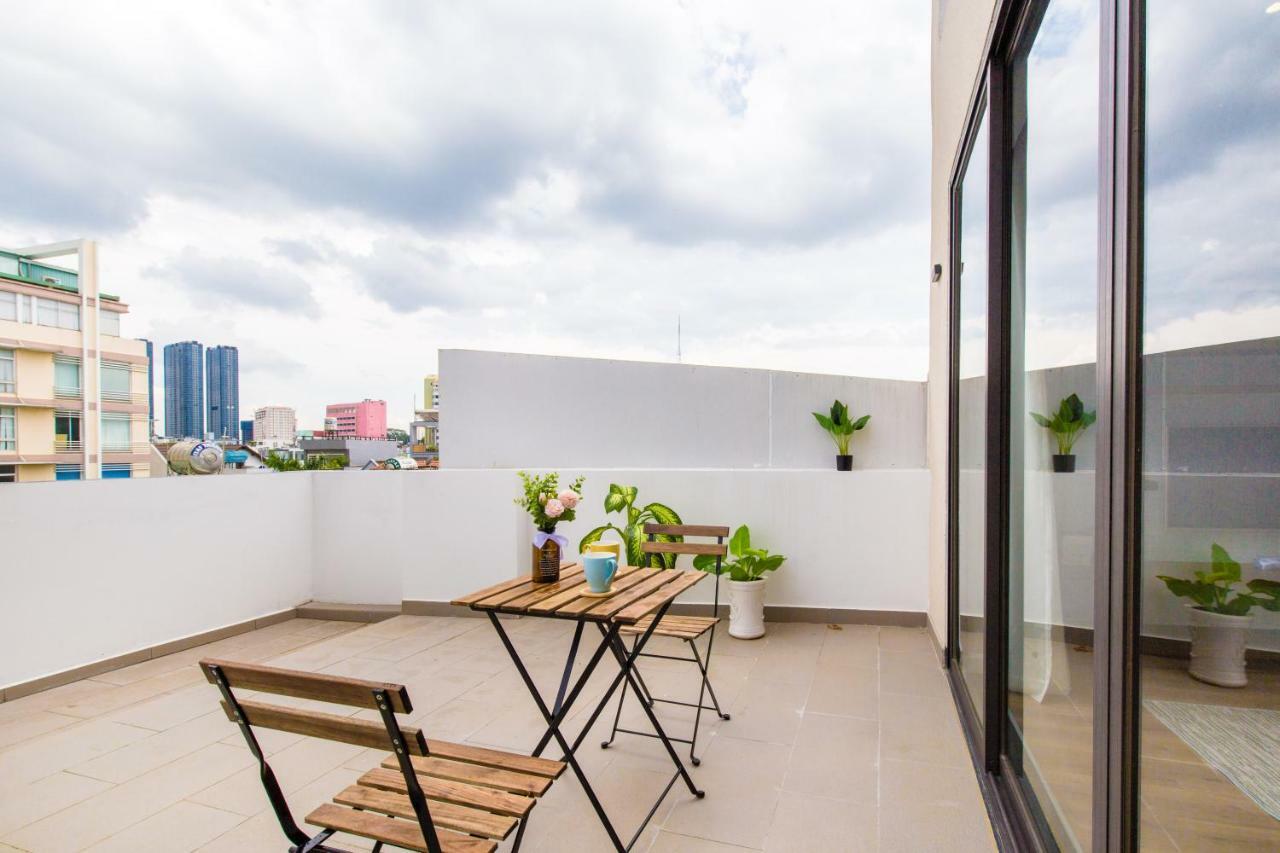 Cozrum Homes - Premier Residence Thành Pho Ho Chí Minh Esterno foto