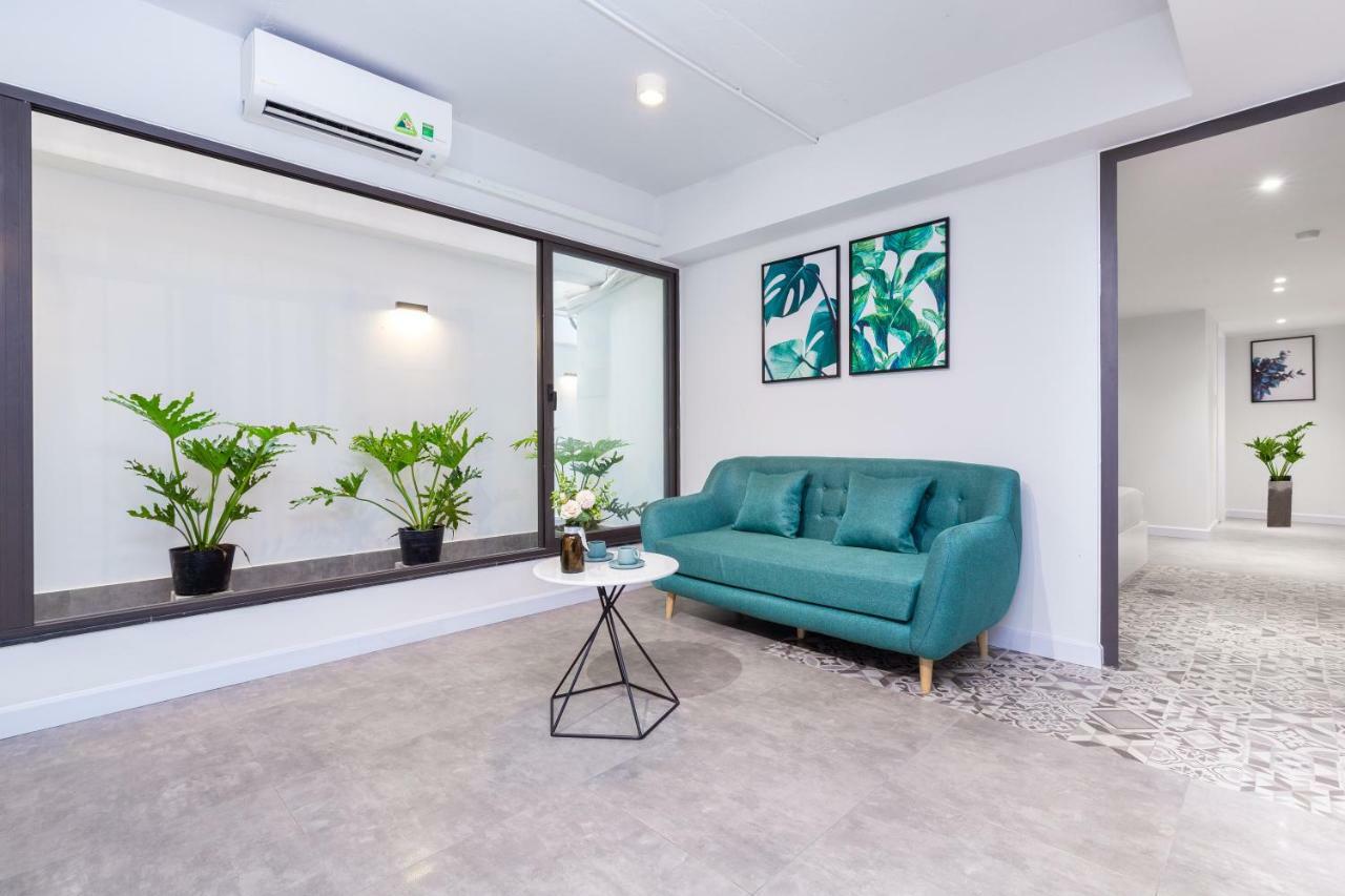 Cozrum Homes - Premier Residence Thành Pho Ho Chí Minh Esterno foto